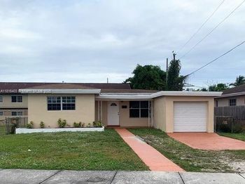 2401 NW 7th St