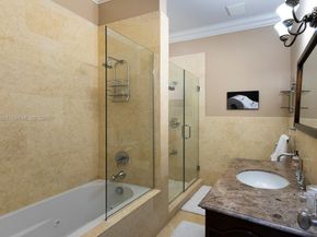 10601 SW 72nd Ct, Pinecrest FL 33156