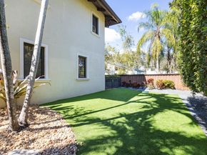 10601 SW 72nd Ct, Pinecrest FL 33156