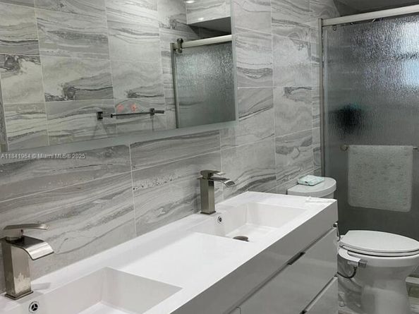 10126 Crosswind Rd, Boca Raton FL 33498