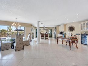 5517 Bayview Dr, Fort Lauderdale FL 33308