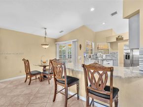 104 Oxford Ct, Royal Palm Beach FL 33411