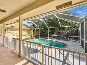 104 Oxford Ct, Royal Palm Beach FL 33411