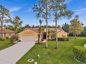 104 Oxford Ct, Royal Palm Beach FL 33411
