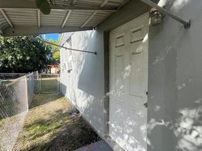 5561 SW 5th Ter, Miami FL 33134