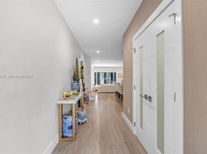 6235 Alton Rd, Miami Beach FL 33140