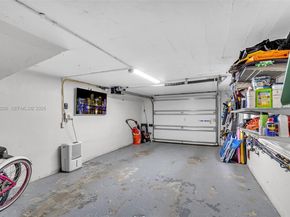 6235 Alton Rd, Miami Beach FL 33140