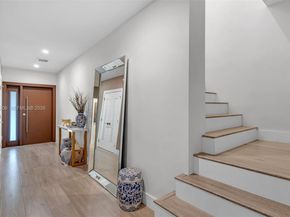 6235 Alton Rd, Miami Beach FL 33140