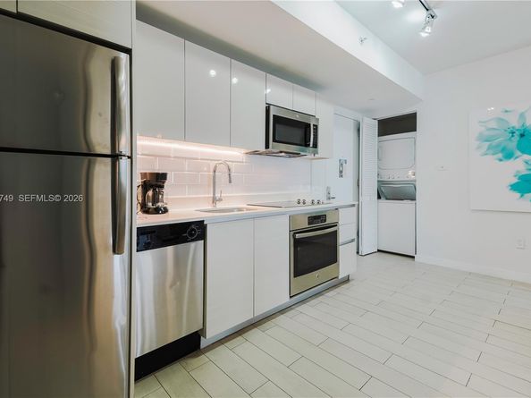 2602 E Hallandale Beach Blvd R1905, Hallandale Beach FL 33009