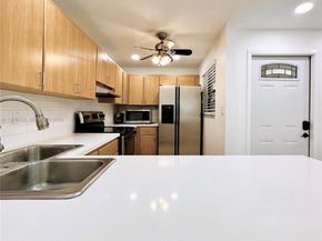 499 SE 13th St 7E, Fort Lauderdale FL 33316