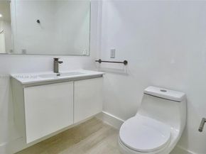 499 SE 13th St 7E, Fort Lauderdale FL 33316