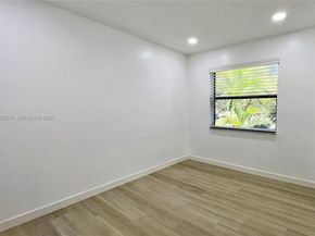 499 SE 13th St 7E, Fort Lauderdale FL 33316