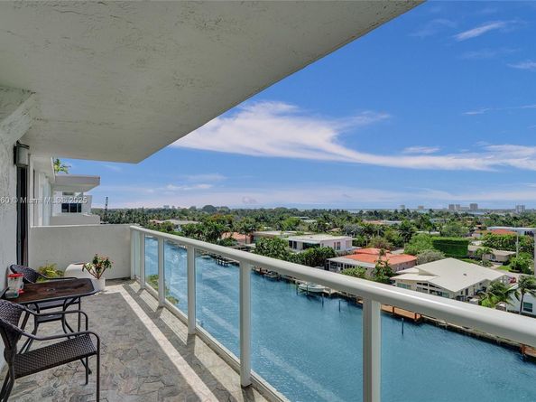 10000 W Bay Harbor Dr PH23, Bay Harbor Islands FL 33154