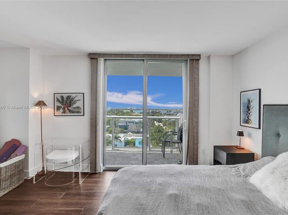 10000 W Bay Harbor Dr PH23, Bay Harbor Islands FL 33154