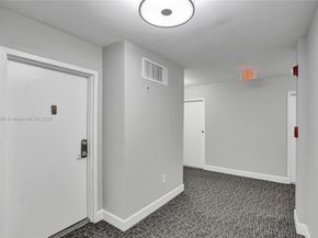 10000 W Bay Harbor Dr PH23, Bay Harbor Islands FL 33154