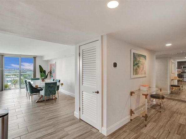 10000 W Bay Harbor Dr PH23, Bay Harbor Islands FL 33154