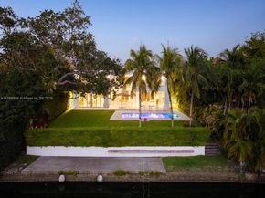 6300 Caballero Blvd, Coral Gables FL 33146