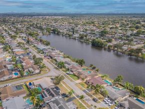 11901 NW 31st Pl, Sunrise FL 33323