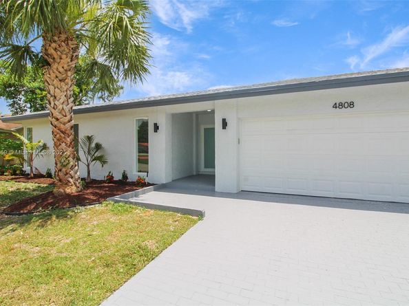 4808 Mango Dr, Tamarac FL 33319