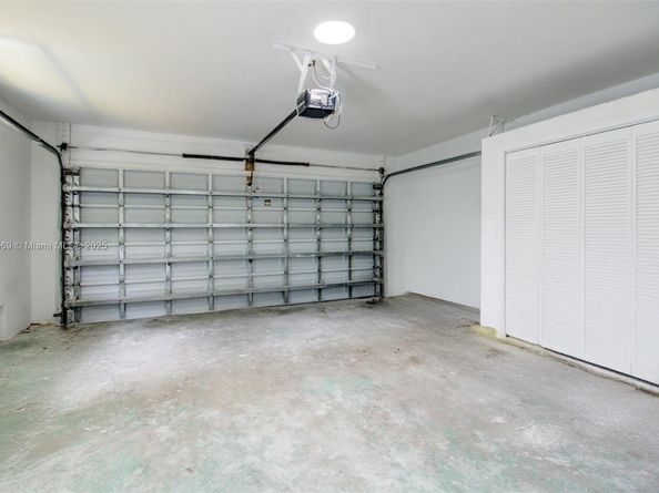 4808 Mango Dr, Tamarac FL 33319