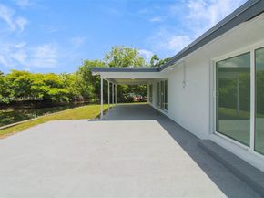 4808 Mango Dr, Tamarac FL 33319