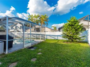 18337 SW 4th St, Pembroke Pines FL 33029