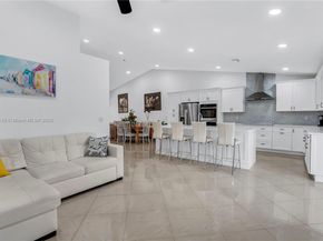 18337 SW 4th St, Pembroke Pines FL 33029