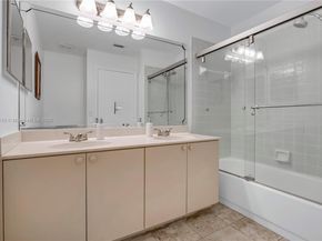 18337 SW 4th St, Pembroke Pines FL 33029