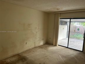 1540 NW 98th Ter, Pembroke Pines FL 33024