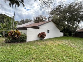 1540 NW 98th Ter, Pembroke Pines FL 33024