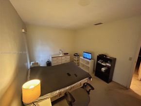 1540 NW 98th Ter, Pembroke Pines FL 33024