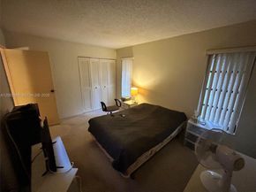 1540 NW 98th Ter, Pembroke Pines FL 33024