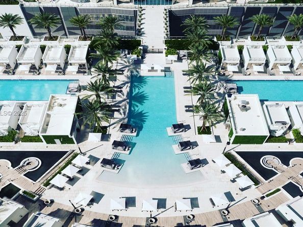 851 NE 1st Ave 1608, Miami FL 33132