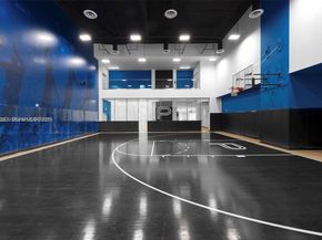 851 NE 1st Ave 1608, Miami FL 33132