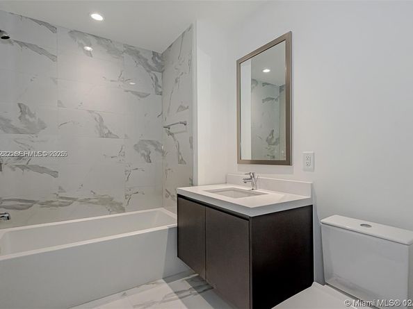 851 NE 1st Ave 1608, Miami FL 33132