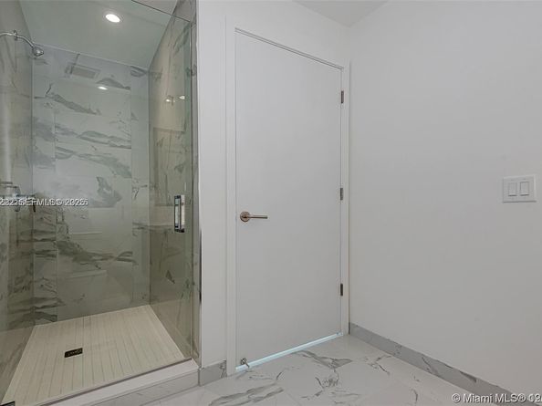 851 NE 1st Ave 1608, Miami FL 33132