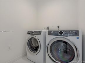 851 NE 1st Ave 1608, Miami FL 33132