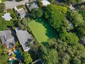 3729 Kumquat Ave, Miami FL 33133