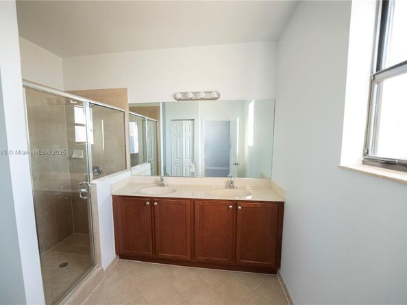 11440 SW 239th Ln, Homestead FL 33032