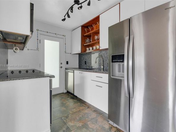 1100 11th St 208, Miami Beach FL 33139