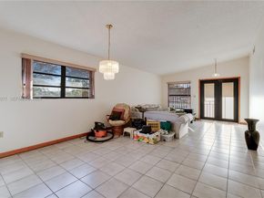 3895 SW 68th Ave, Miami FL 33155