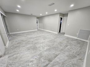11761 NW 27th Ct, Plantation FL 33323