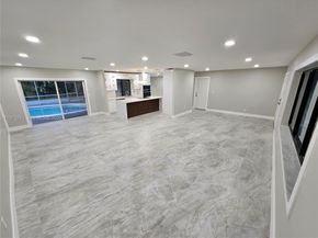 11761 NW 27th Ct, Plantation FL 33323