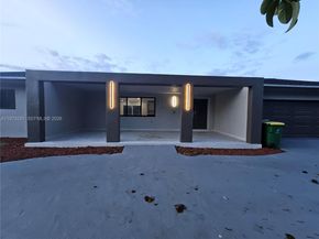 11761 NW 27th Ct, Plantation FL 33323