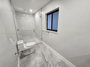 11761 NW 27th Ct, Plantation FL 33323