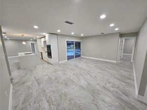 11761 NW 27th Ct, Plantation FL 33323