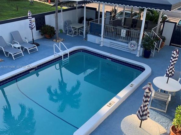 322 Taylor St 2D, Hollywood FL 33019