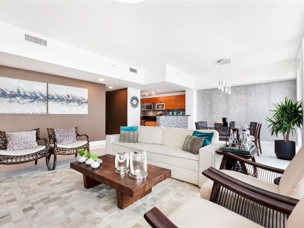 244 Biscayne Blvd 4604, Miami FL 33132