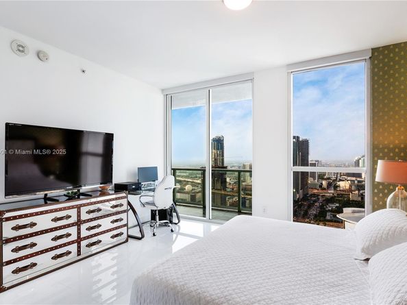 244 Biscayne Blvd 4604, Miami FL 33132