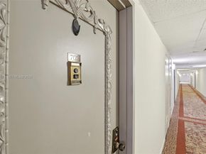 4350 Hillcrest Dr 702, Hollywood FL 33021